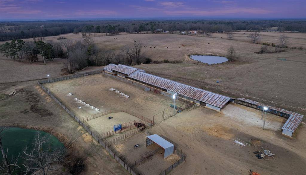 2539 Rhoden RD, Broken Bow, OK 74728
