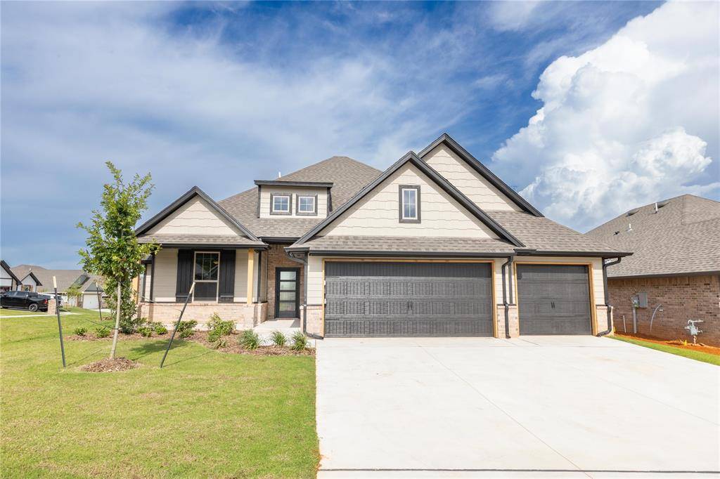 808 Westfall DR, Choctaw, OK 73020