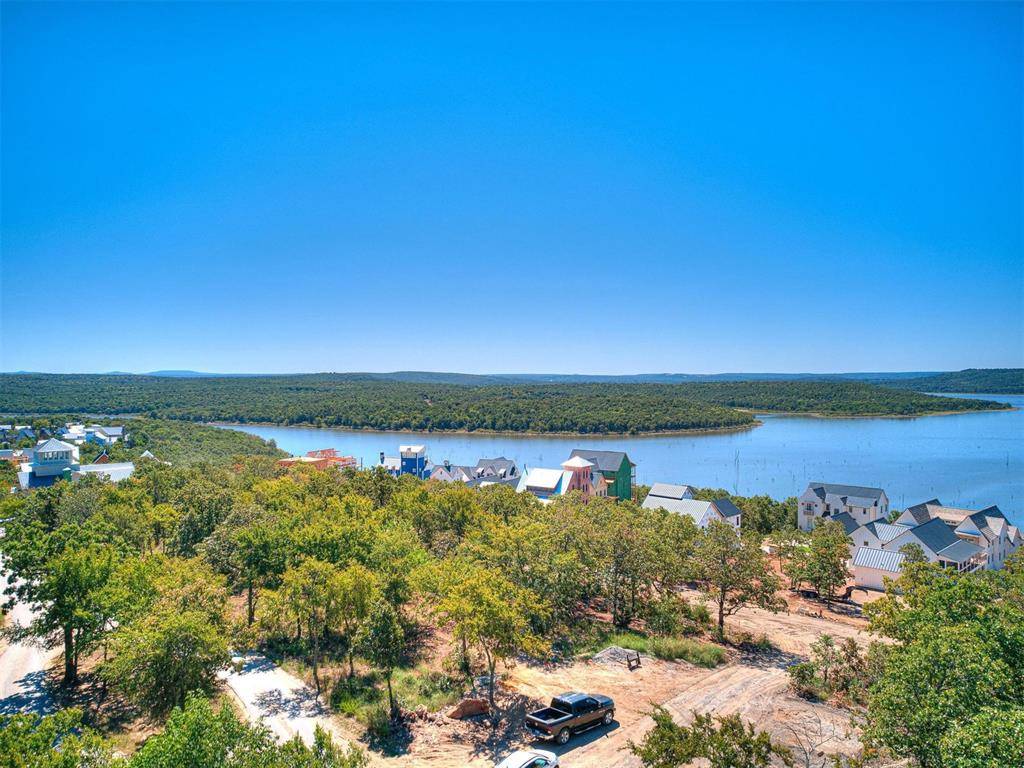 131 Lower Greenway, Carlton Landing, OK 74432