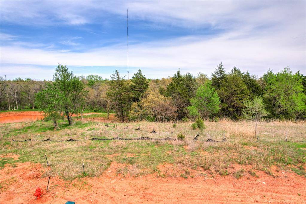 8250 Wilshire Park East DR, Oklahoma City, OK 73111