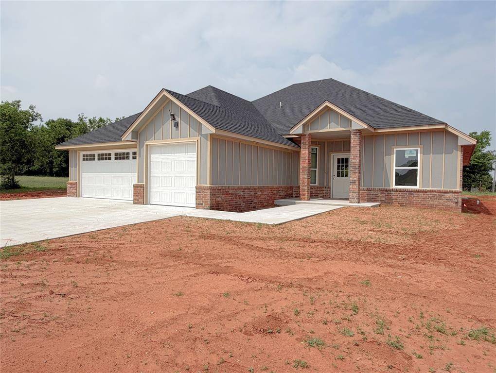 2208 Winter Ridge RD, Blanchard, OK 73010