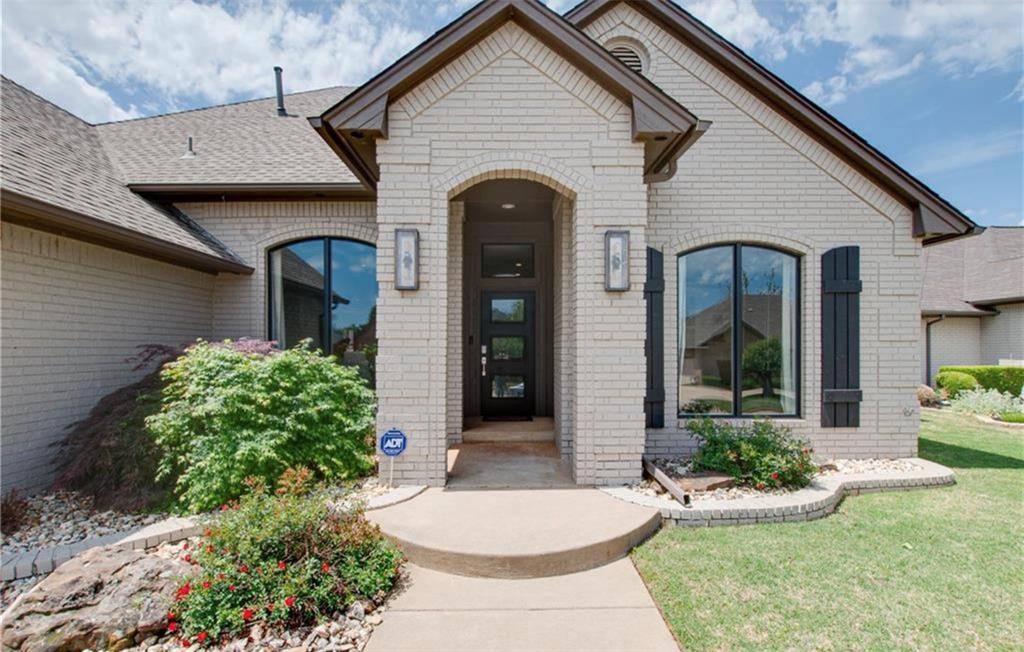 12101 Maple Ridge RD, Oklahoma City, OK 73120