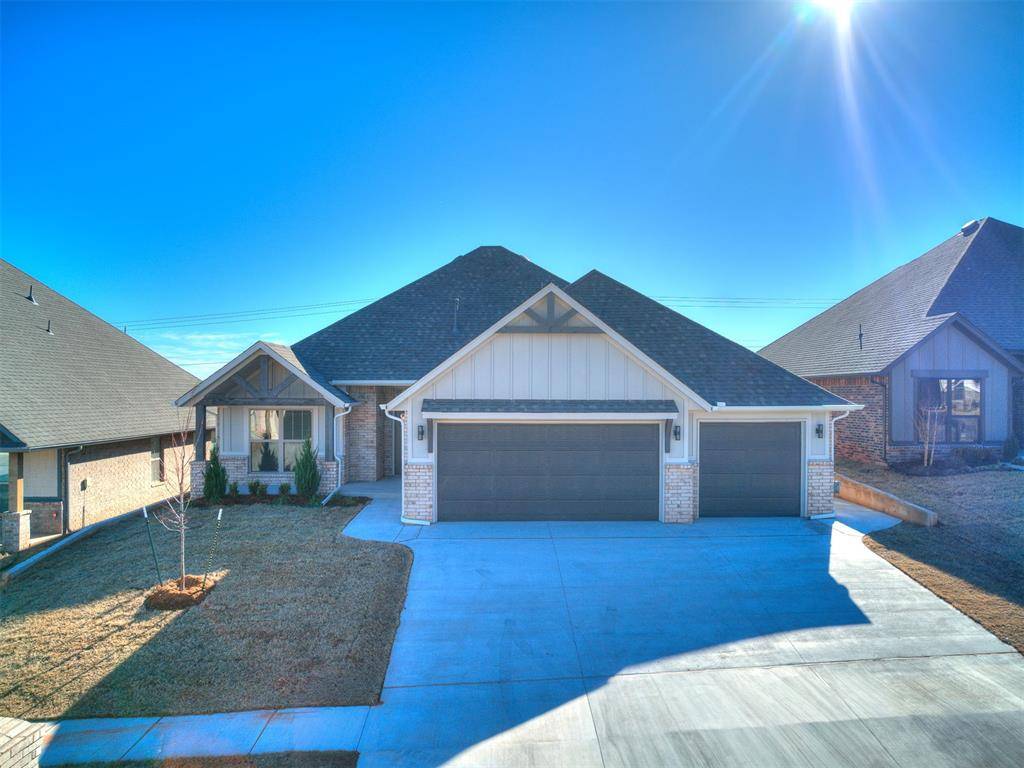 9216 SW 44th TER, Oklahoma City, OK 73179