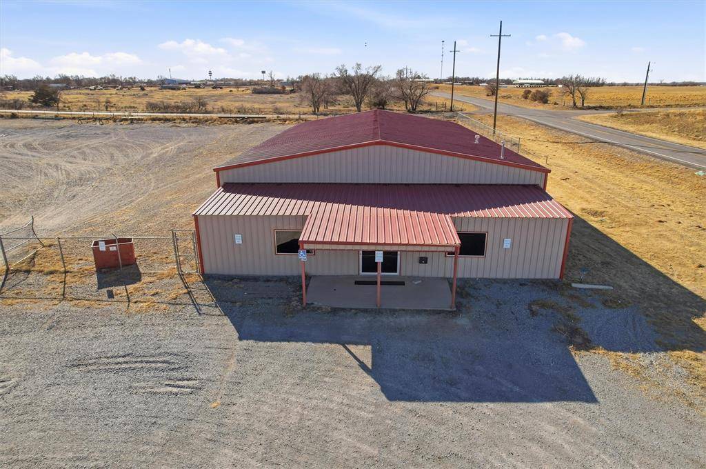 12292 Highway 30, Erick, OK 73645