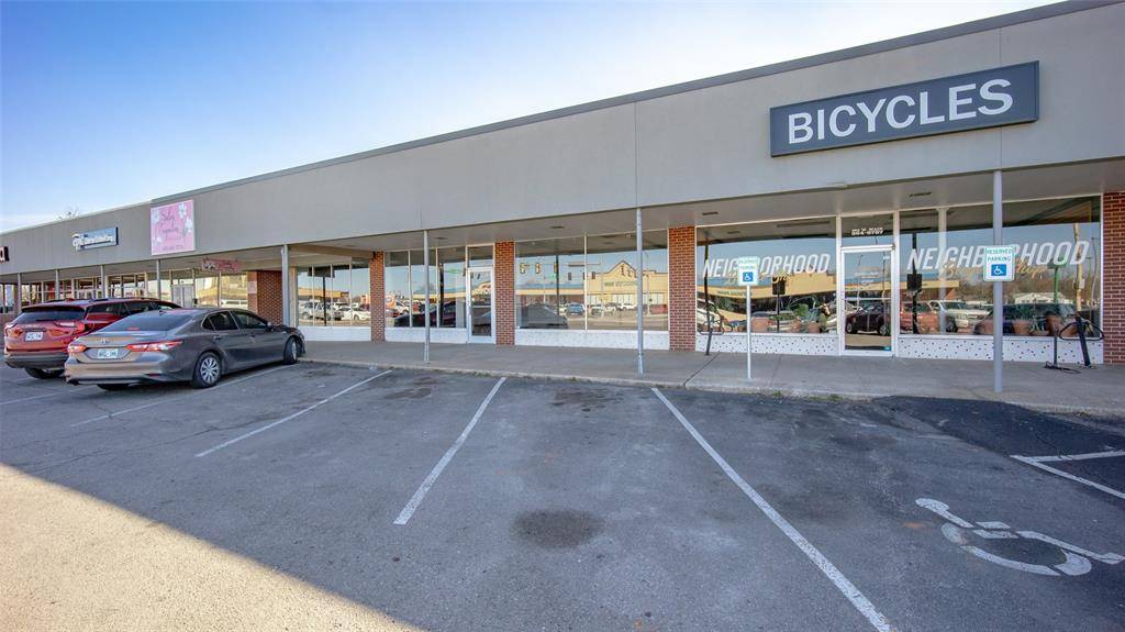 558 W Main ST, Norman, OK 73069