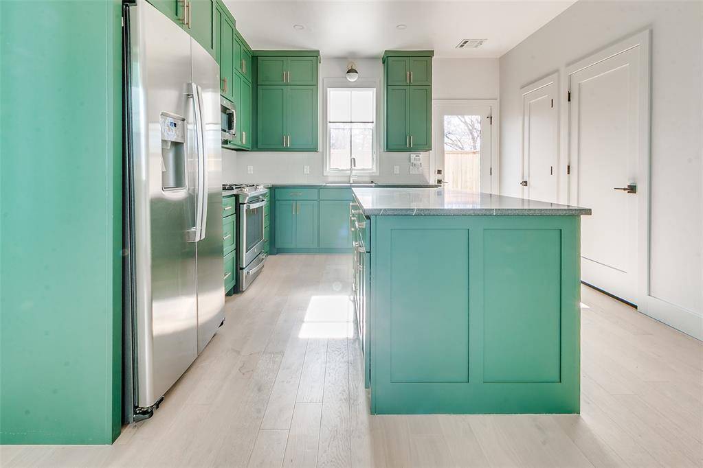 1056 Hangar DR, Oklahoma City, OK 73108