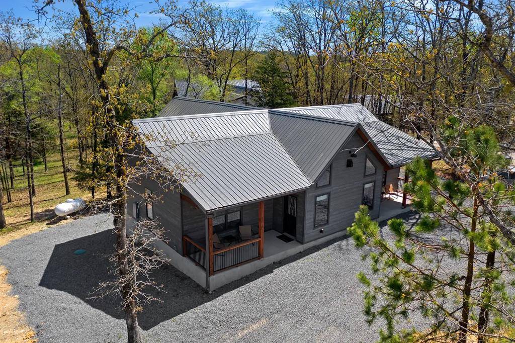 772 Hickory Post RD, Broken Bow, OK 74728