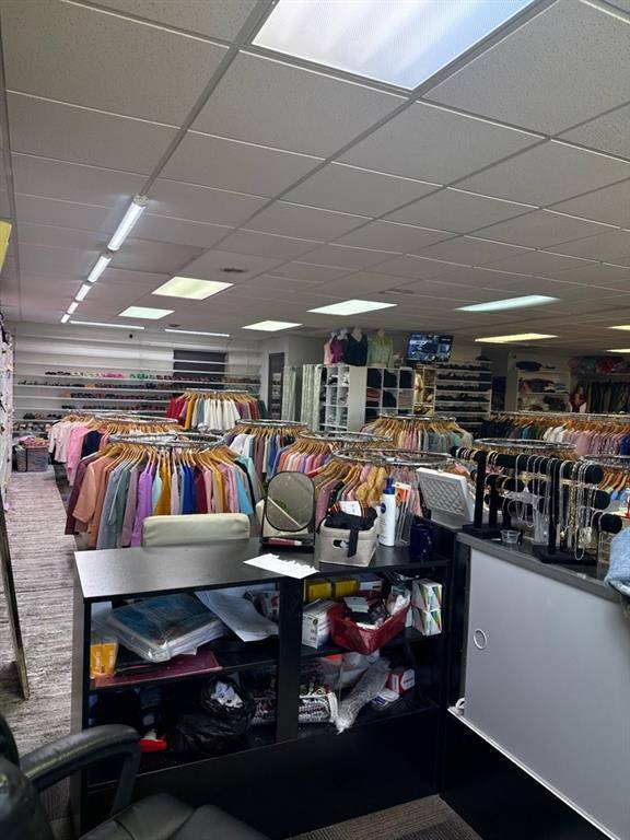 715 W Main ST #C&D, Jenks, OK 74037