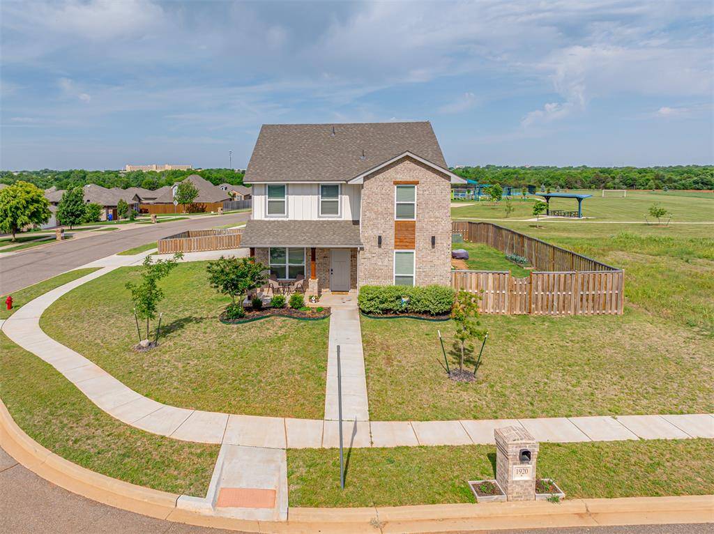 1920 Bellatona BLVD, Norman, OK 73071