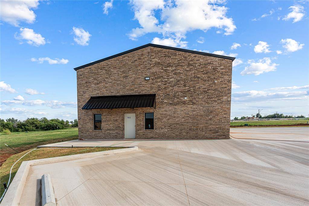 7612 NW 79th PL, Oklahoma City, OK 73132