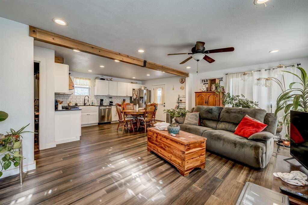 112 W First ST, Coyle, OK 73027