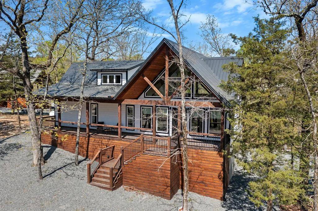 862 Hickory Post RD, Broken Bow, OK 74728