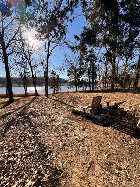 1089 Peninsula DR, Fort Towson, OK 74735