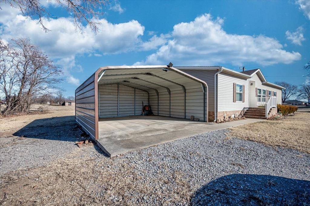 821 E A ST, Watonga, OK 73772