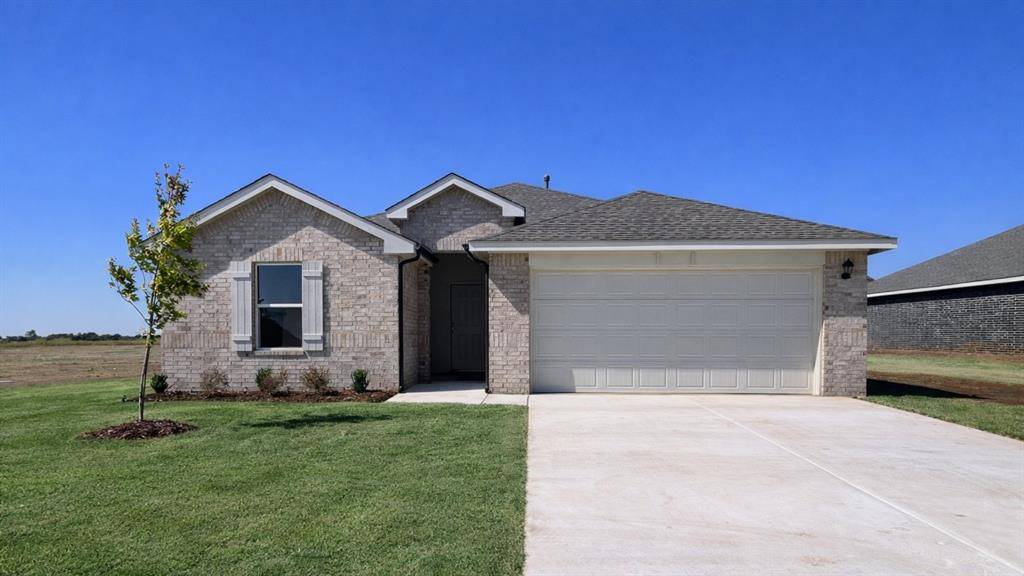 453 Red Oak LN, Piedmont, OK 73078