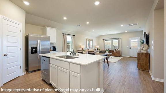 453 Red Oak LN, Piedmont, OK 73078