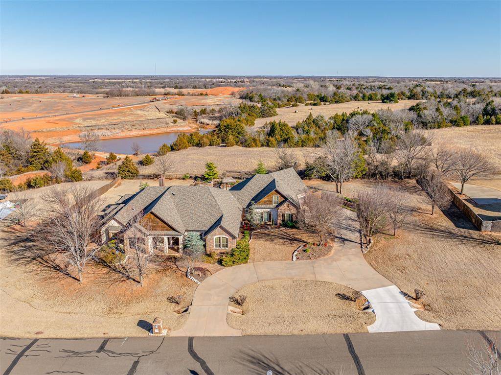 3301 Santa Rosa CT, Norman, OK 73071