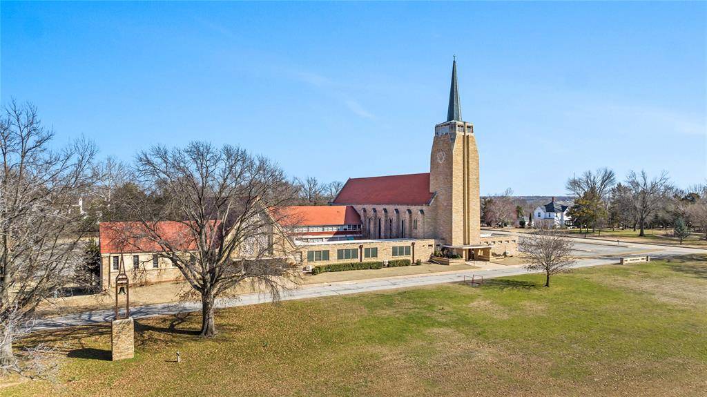 1505 E Grand AVE, Ponca City, OK 74604