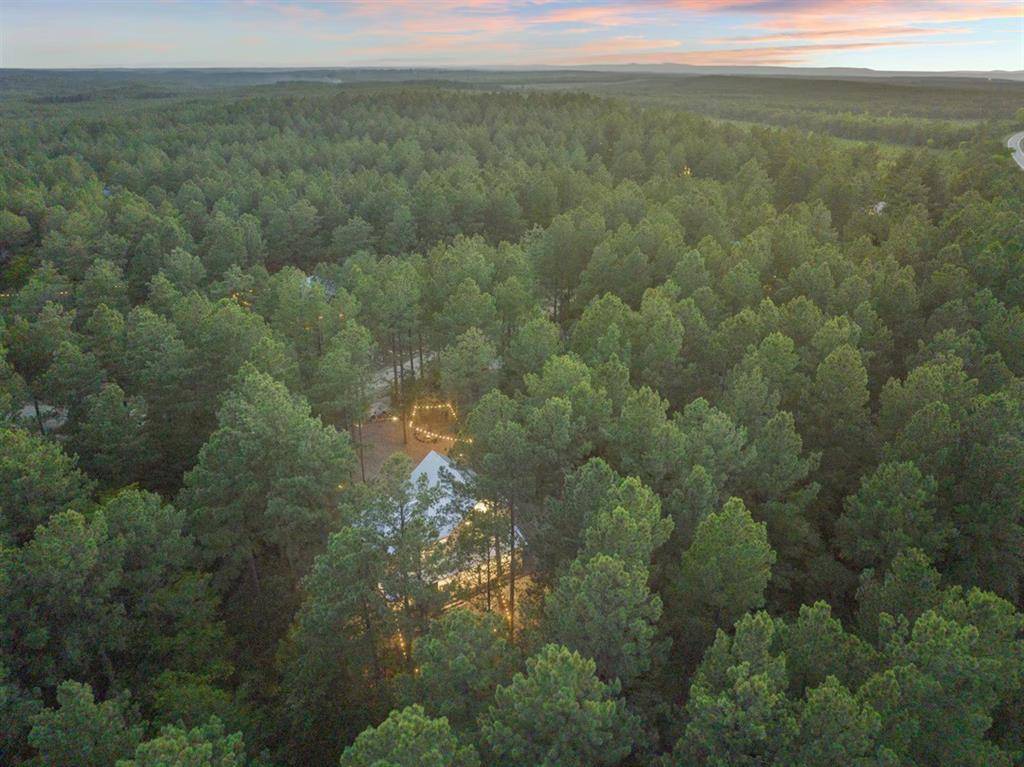 166 Carter Creek LN, Broken Bow, OK 74728