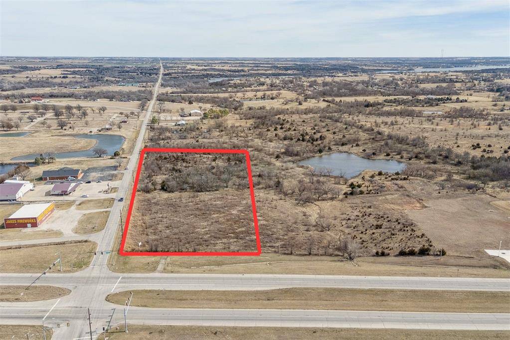 14th St & E Hubbard Rd, Ponca City, OK 74604