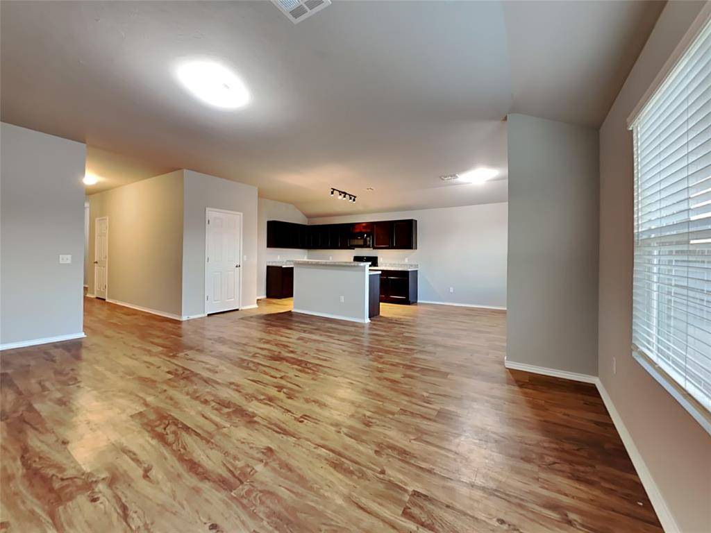 11545 NW 100th ST, Yukon, OK 73099