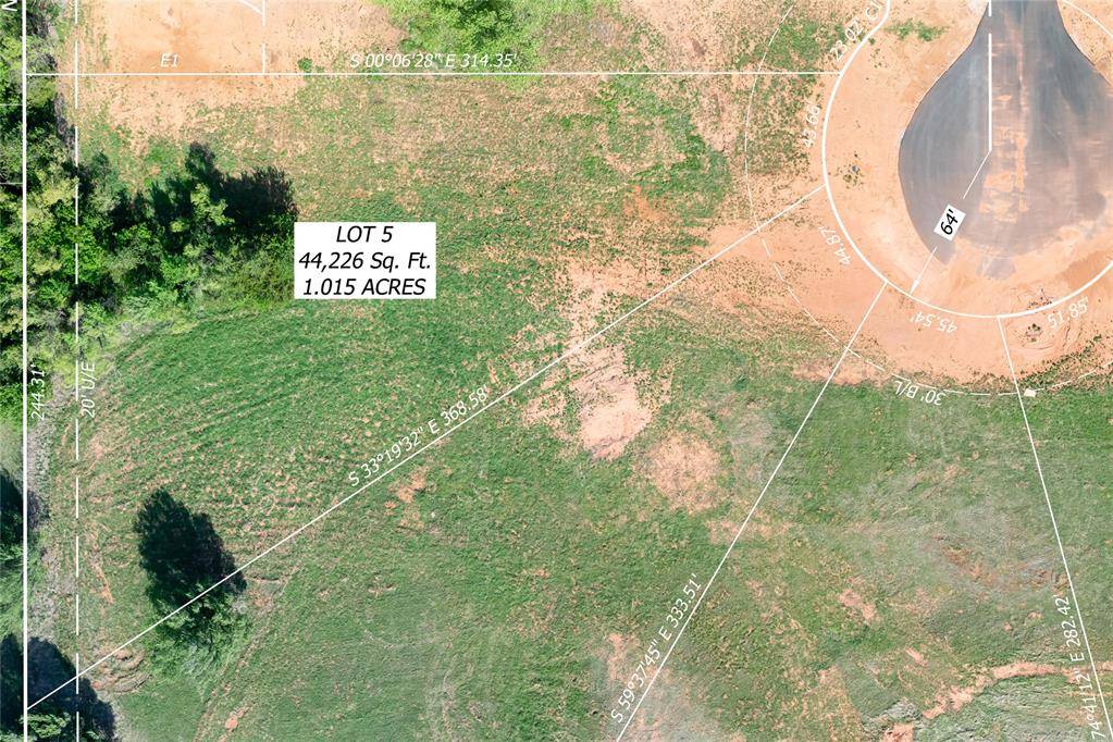 E Lily LN, Mustang, OK 73064