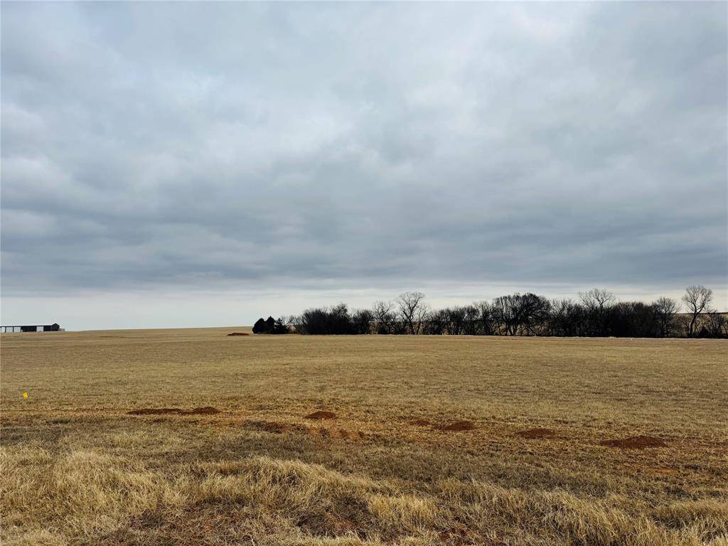2434 Christian CIR, Chickasha, OK 73018