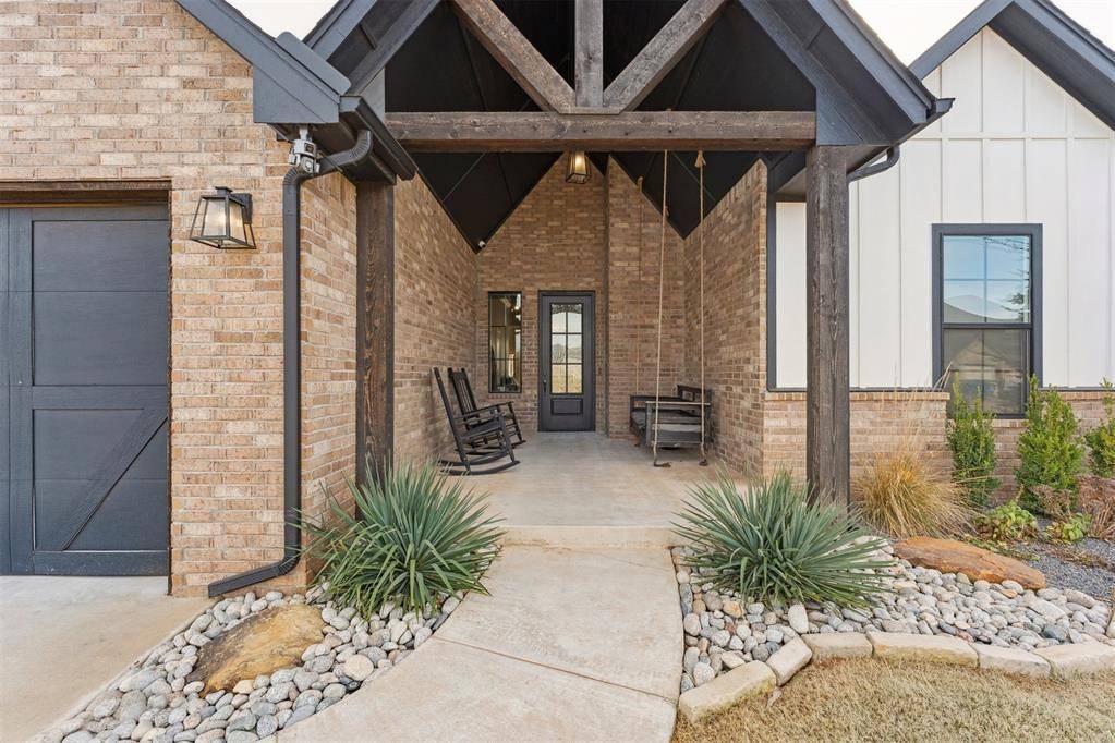 1148 Colonial AVE, Tuttle, OK 73089