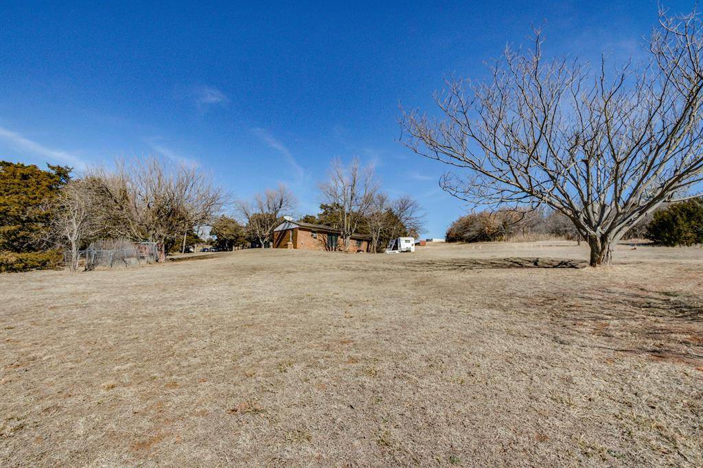 29855 Mounds RD, Hinton, OK 73047