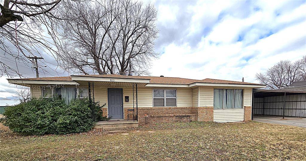 403 N Harmon AVE, Watonga, OK 73772