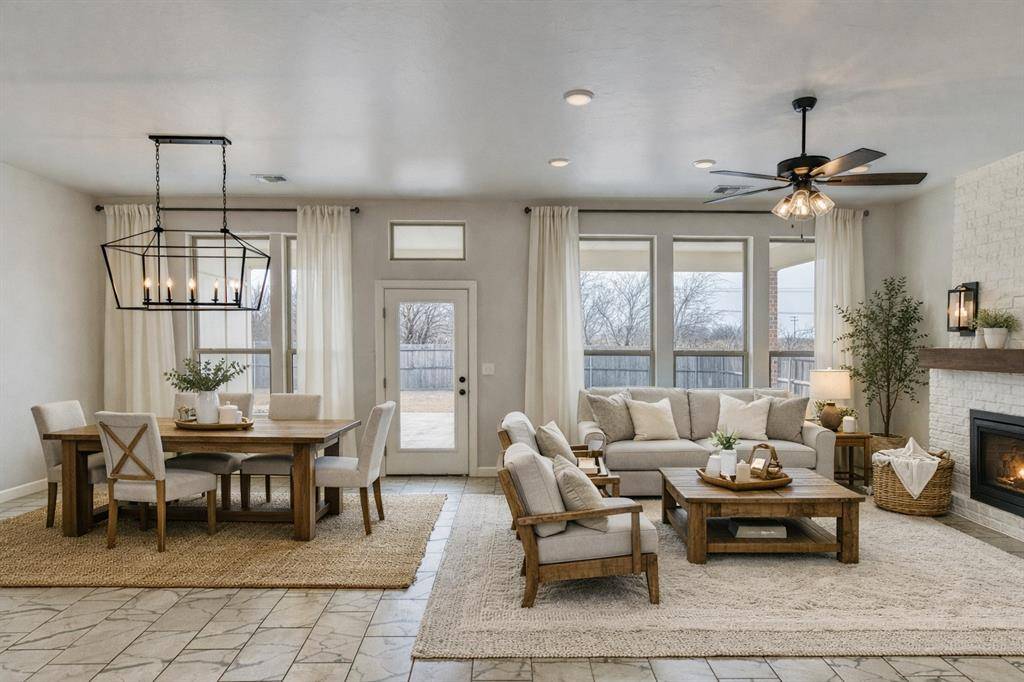 13324 SW 8th ST, Yukon, OK 73099