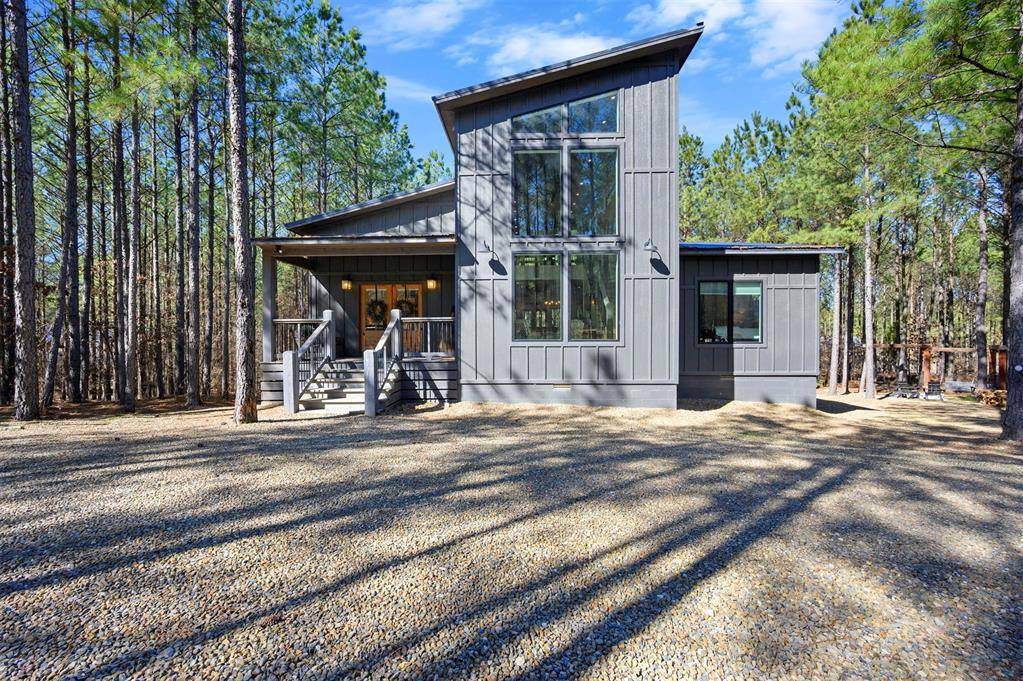 135 Lost Creek TRL, Broken Bow, OK 74728