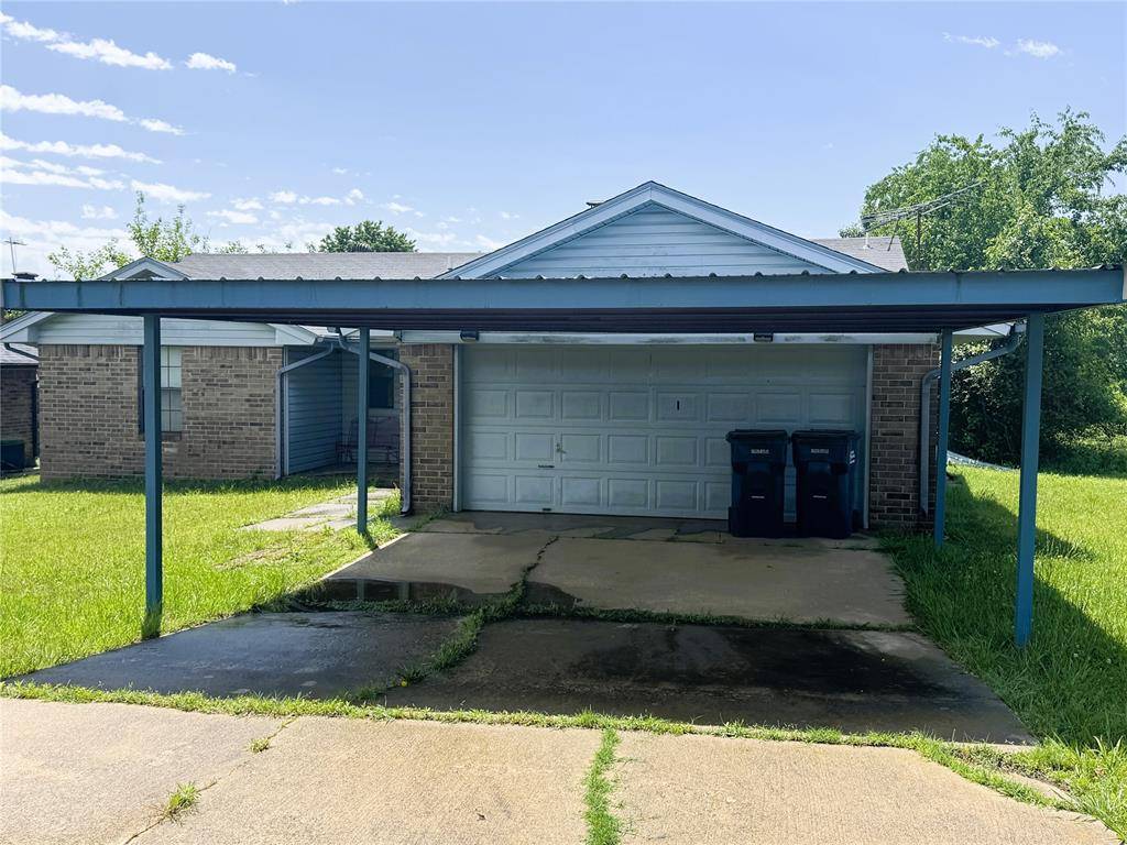 2007 Mary AVE, Seminole, OK 74868