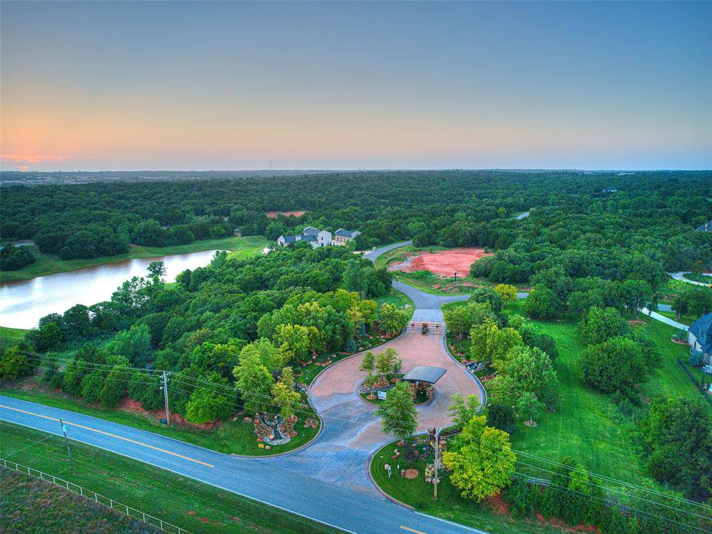 7016 Split Fence LN, Edmond, OK 73034