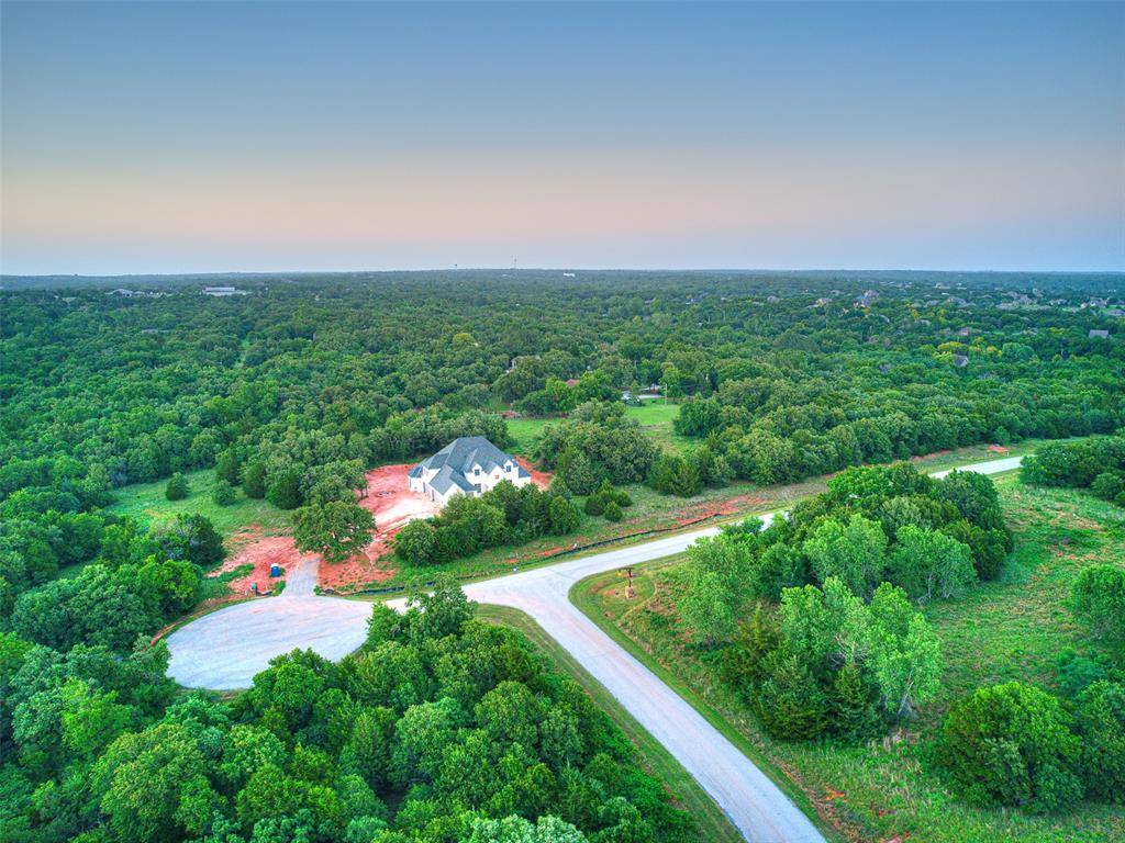 7000 Split Fence LN, Edmond, OK 73034