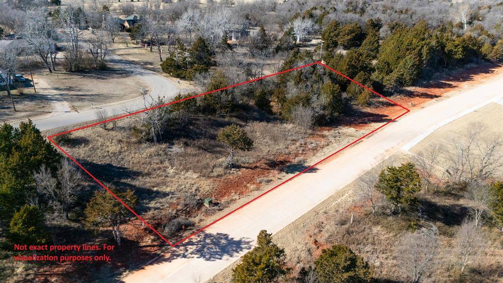 8217 Wilshire Park West DR, Oklahoma City, OK 73116