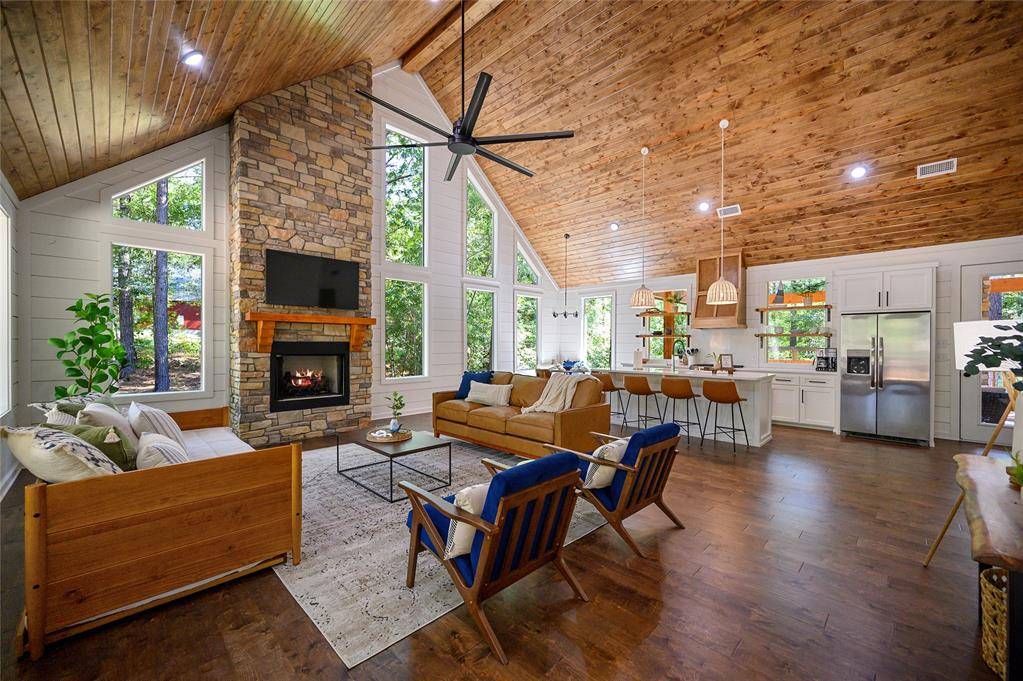 118 Jericho RD, Broken Bow, OK 74728