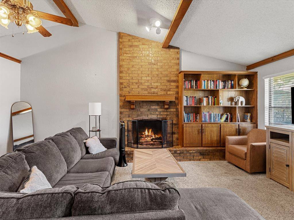 1717 Crest CIR, Oklahoma City, OK 73130