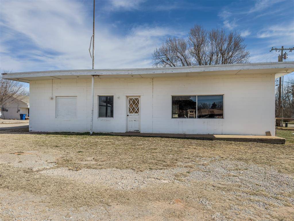 114 S 19th ST, Guthrie, OK 73044