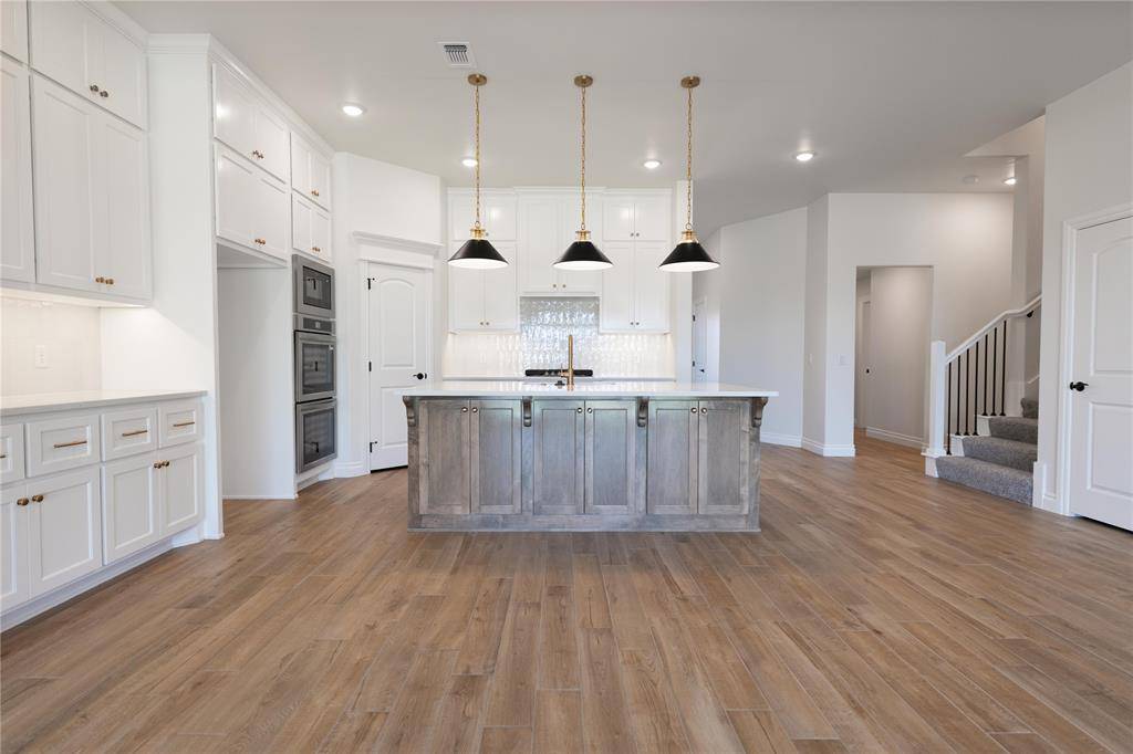 8408 NW 154th CT, Edmond, OK 73013