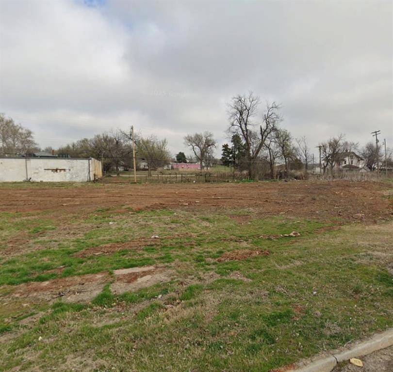 1621 NE 7th ST, Oklahoma City, OK 73117