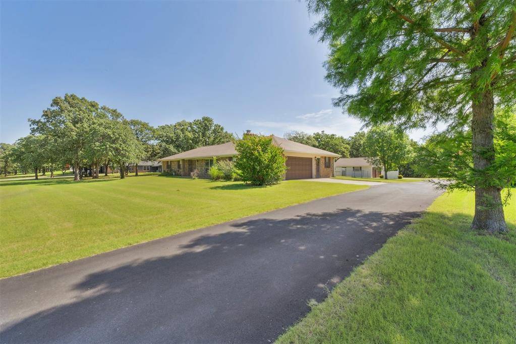 9901 hickory hollow RD, Shawnee, OK 74804