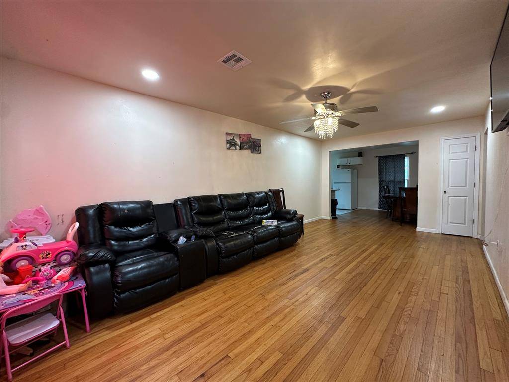3237 NW 40th ST, Oklahoma City, OK 73112