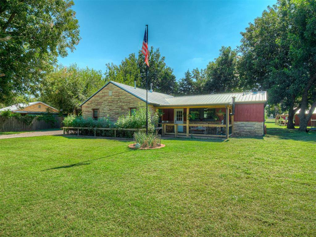 8816 NE 17th ST, Midwest City, OK 73141