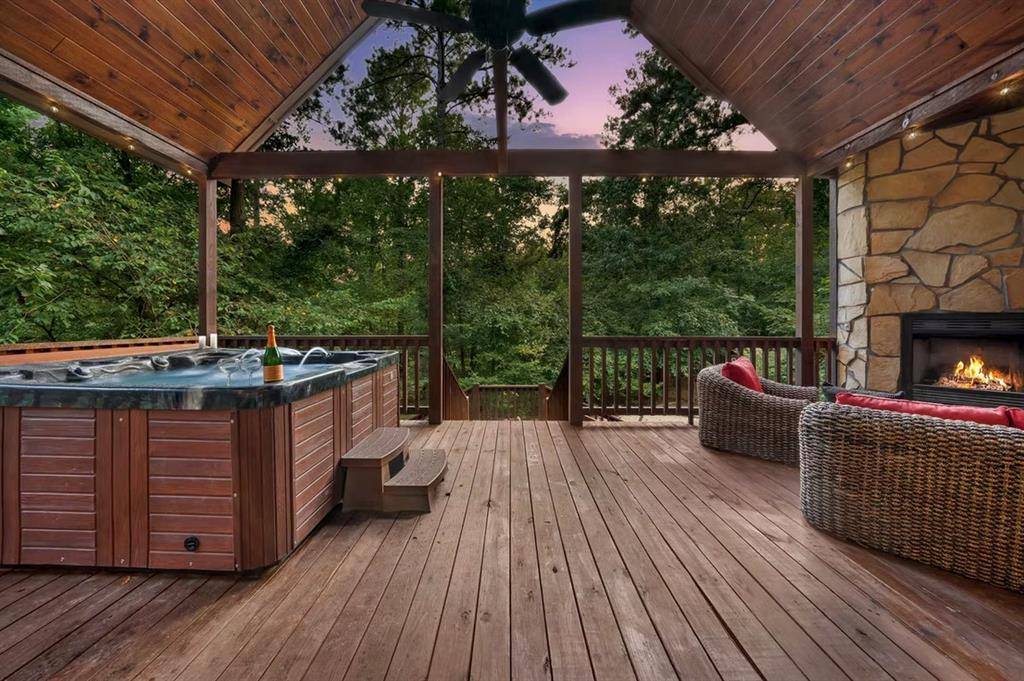 69 Eagle Mountain TRL, Broken Bow, OK 74728