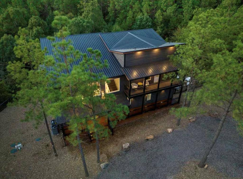 114 TIMBERLINE TRL, Broken Bow, OK 74728