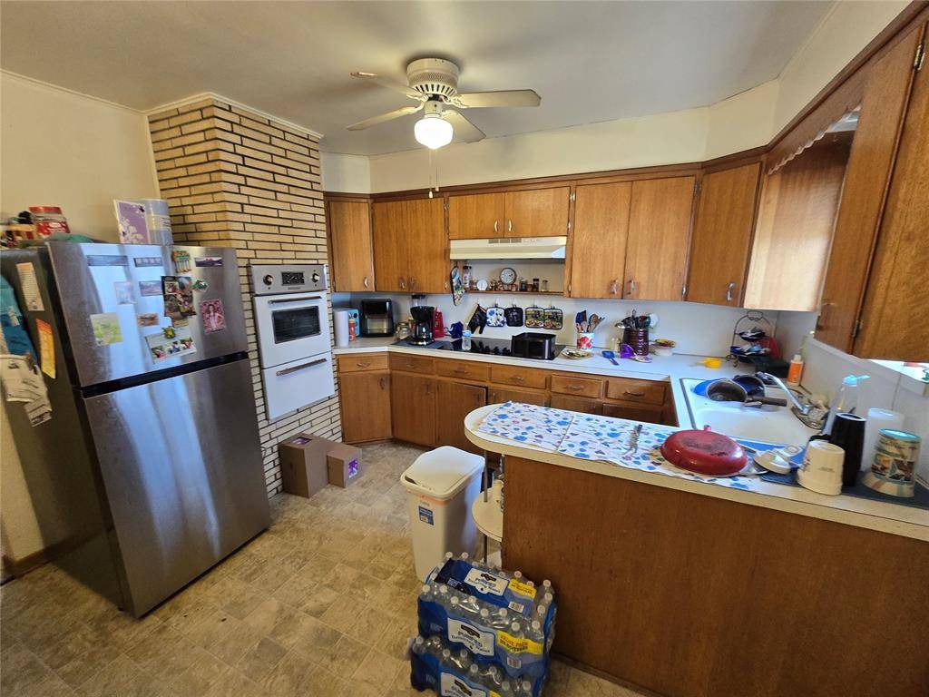 515 W 4th ST, Watonga, OK 73772