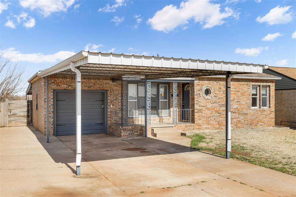 419 McArthur BLVD, Elk City, OK 73644