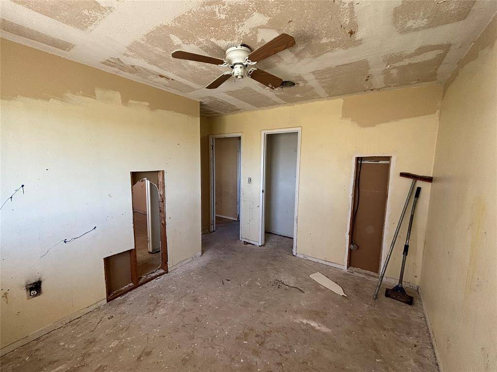 304 Saturn ST, Altus, OK 73521