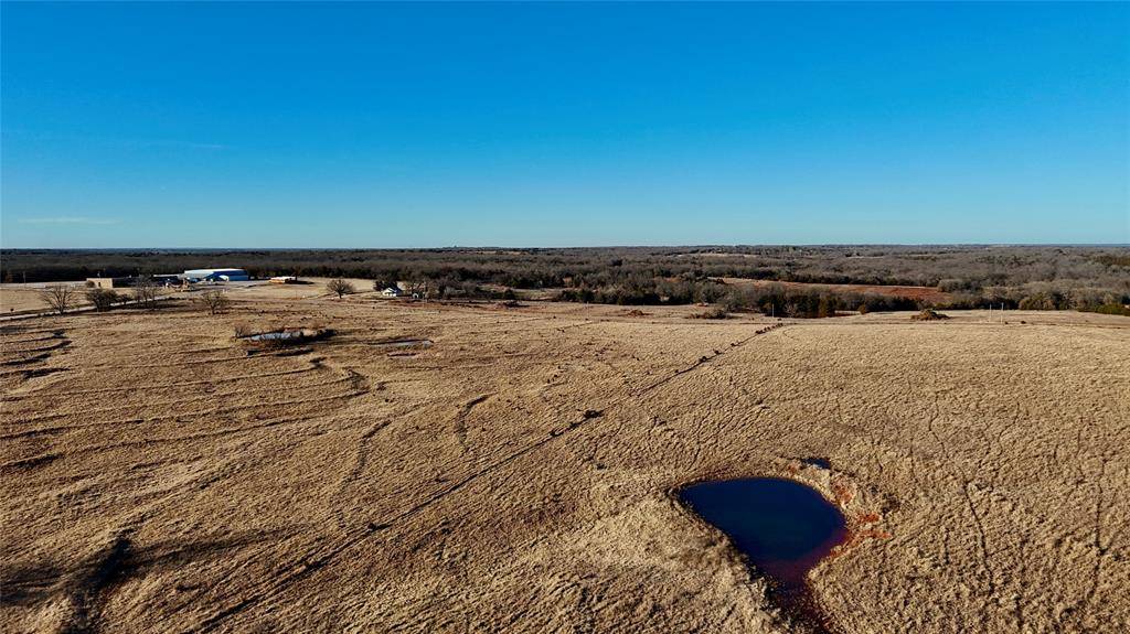 4 Wilshire DR, Mcloud, OK 74851